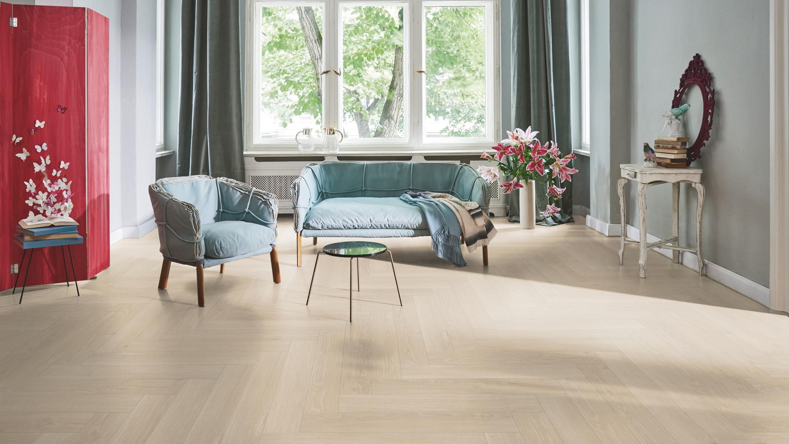 Milieubild Wohnzimmer in Stadtwohnung - Parador Laminat Trendtime 3 Eiche Studioline geschliffen Milieubild Wohnzimmer in Stadtwohnung - Parador 1747863