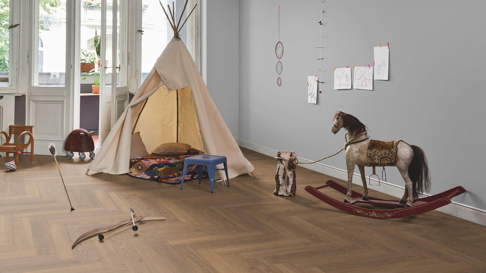 Milieubild Kinderzimmer in Stadtwohnung - Parador Laminat Trendtime 3 Eiche Studioline honig Milieubild Kinderzimmer in Stadtwohnung - Parador 1747864