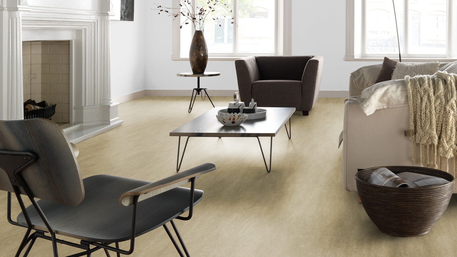 Milieubild Altbau-Wohnzimmer mit Kamin - Forbo Flooring 255344