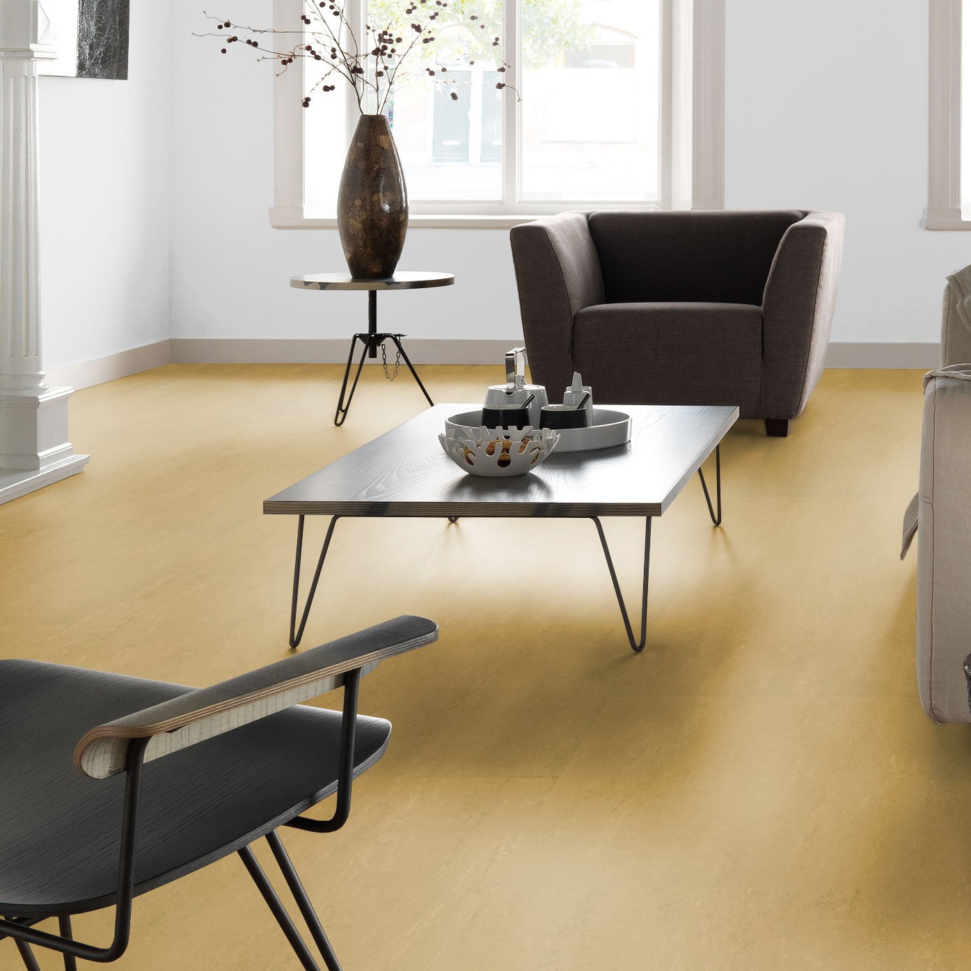 Milieubild Altbau-Wohnzimmer mit Kamin - Forbo Flooring Marmoleum Modular Accent Linseed Milieubild Altbau-Wohnzimmer mit Kamin - Forbo Flooring 255322