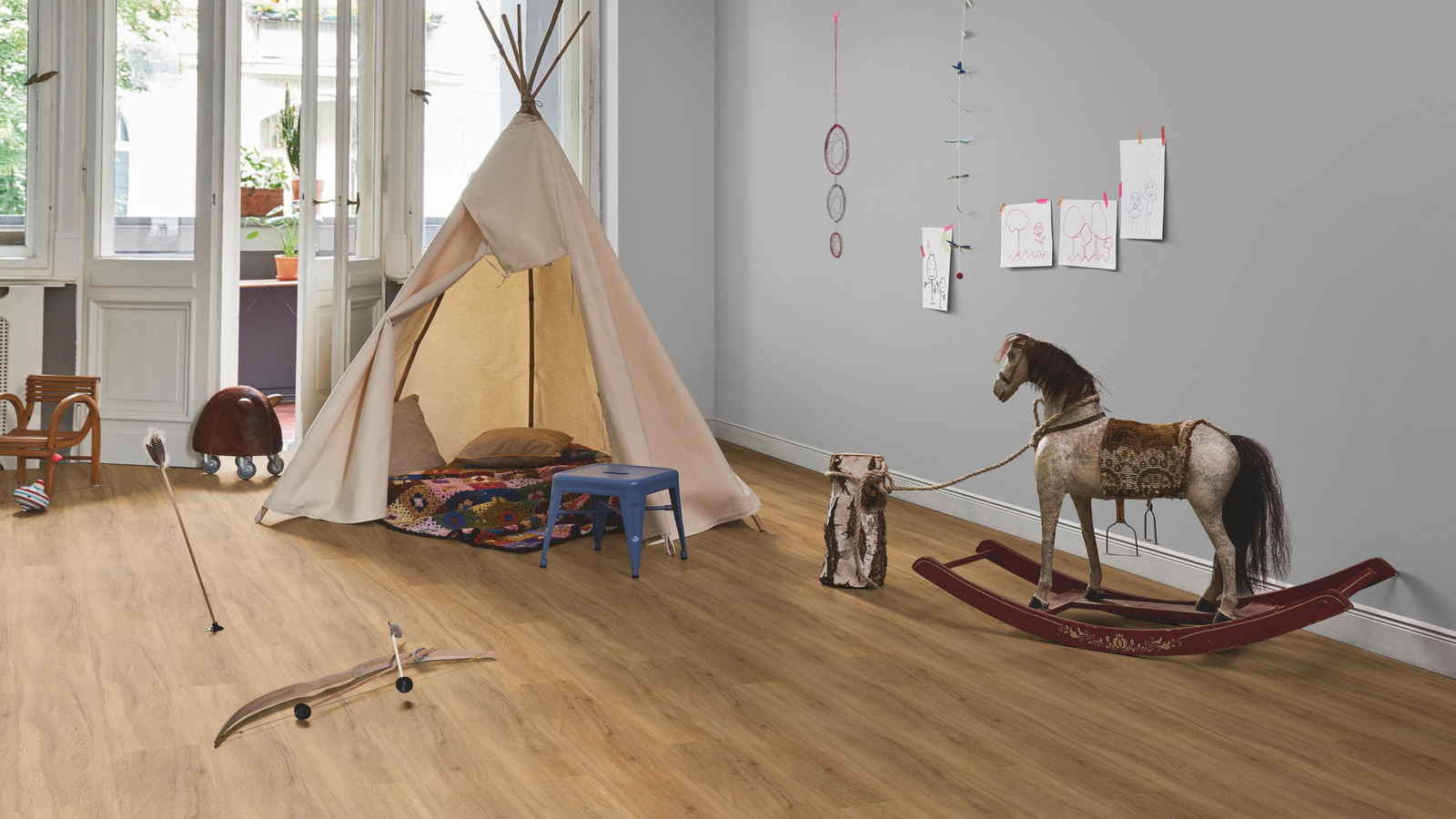 Milieubild Kinderzimmer in Stadtwohnung - Parador Klebe-Vinyl Basic 2.0 Eiche Sierra natur Milieubild Kinderzimmer in Stadtwohnung - Parador 1730791