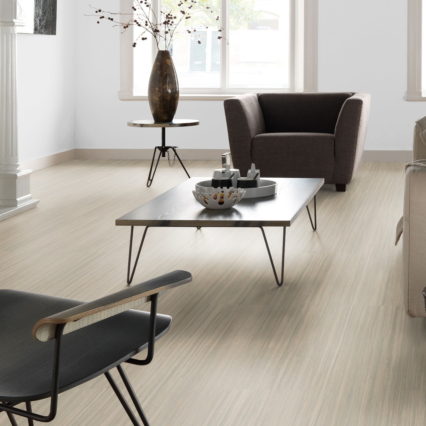 Milieubild Altbau-Wohnzimmer mit Kamin - Forbo Flooring 253741