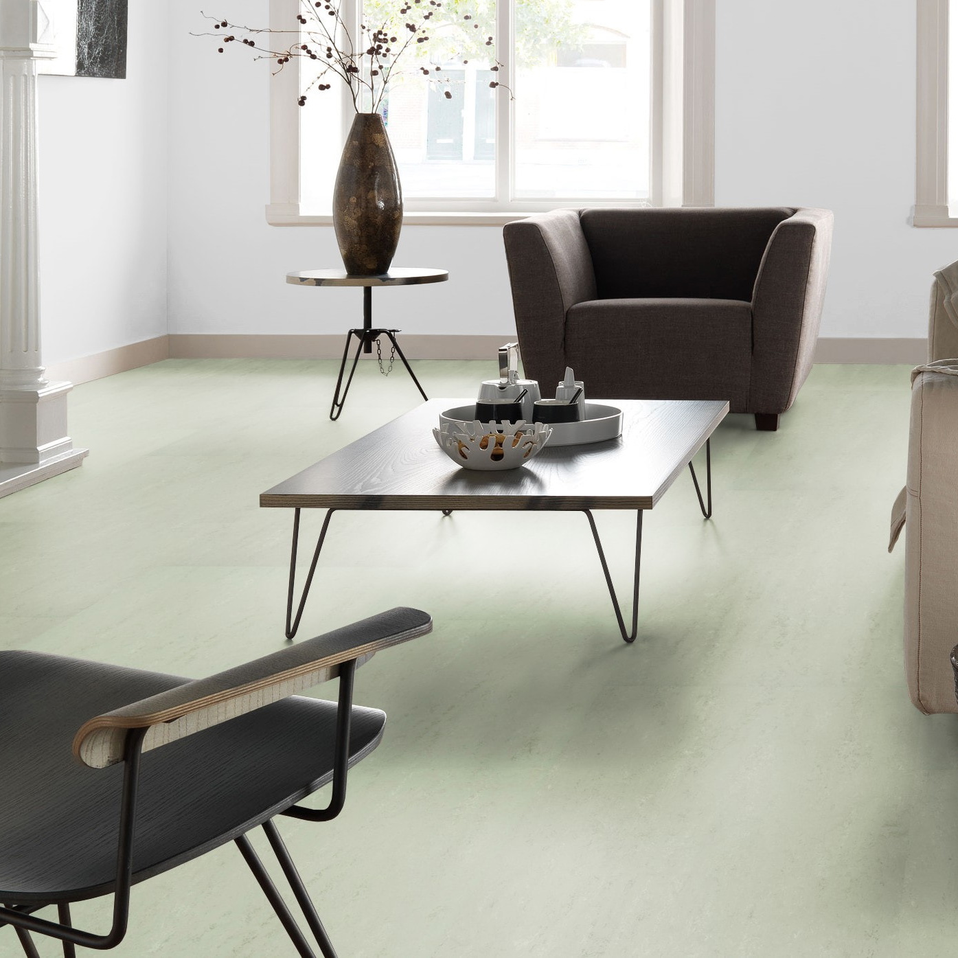 Milieubild Altbau-Wohnzimmer mit Kamin - Forbo Flooring Marmoleum Modular Accent Fresh Thyme Milieubild Altbau-Wohnzimmer mit Kamin - Forbo Flooring 255324