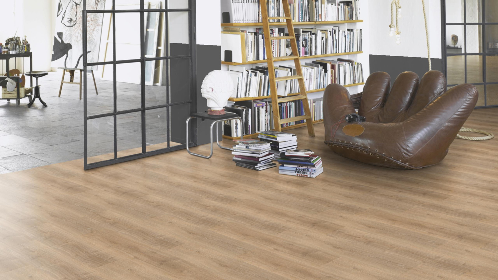 Milieubild Modernes Wohnzimmer mit Atelier - Parador 1730780