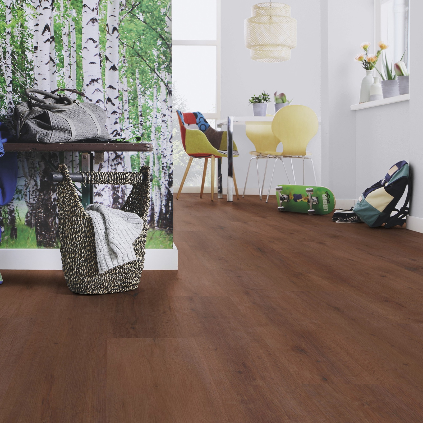 Milieubild Esszimmer mit Flur und Sitzbank - wineo PLC316R