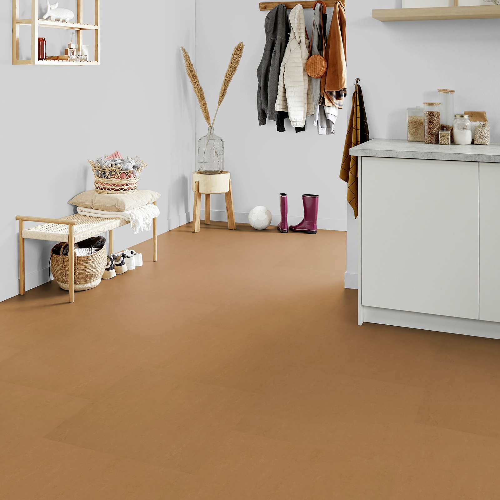 Milieubild Kompakte Küchenzeile im offenen Wohnbereich - Forbo Flooring Marmoleum Modular Accent Tiger's Eye Milieubild Kompakte Küchenzeile im offenen Wohnbereich - Forbo Flooring 255331