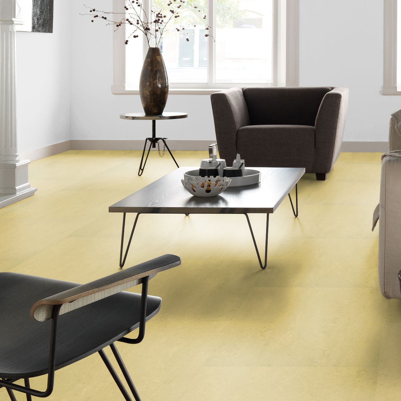 Milieubild Altbau-Wohnzimmer mit Kamin - Forbo Flooring Marmoleum Modular Accent Corn Silk Milieubild Altbau-Wohnzimmer mit Kamin - Forbo Flooring 255333