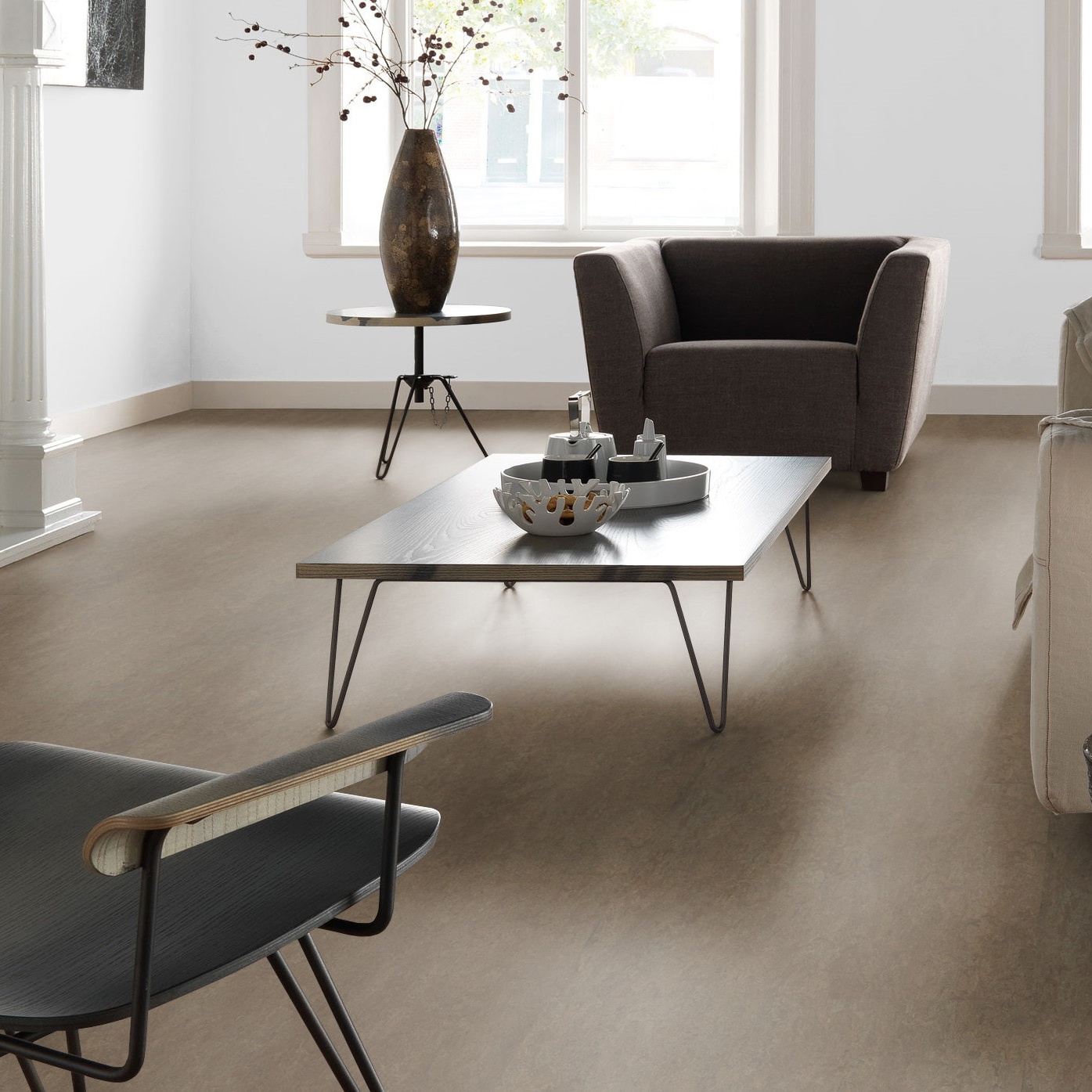 Milieubild Altbau-Wohnzimmer mit Kamin - Forbo Flooring 255285