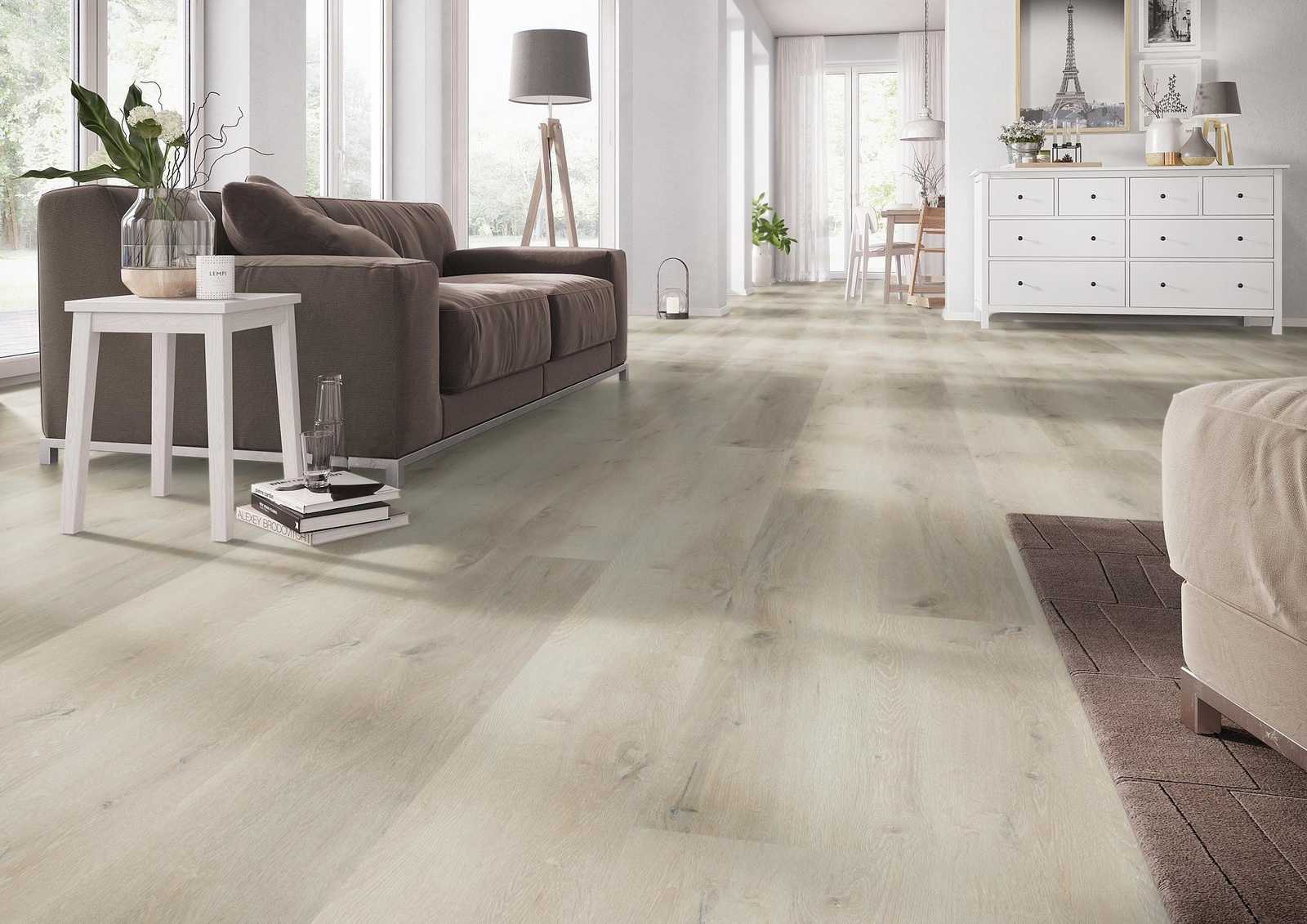Milieubild Wohnzimmer mit Couch - nexflor Rigid Klick-Vinyl Helios Click Collection Phocis Oak Milieubild Wohnzimmer mit Couch - nexflor NXF-20030-001