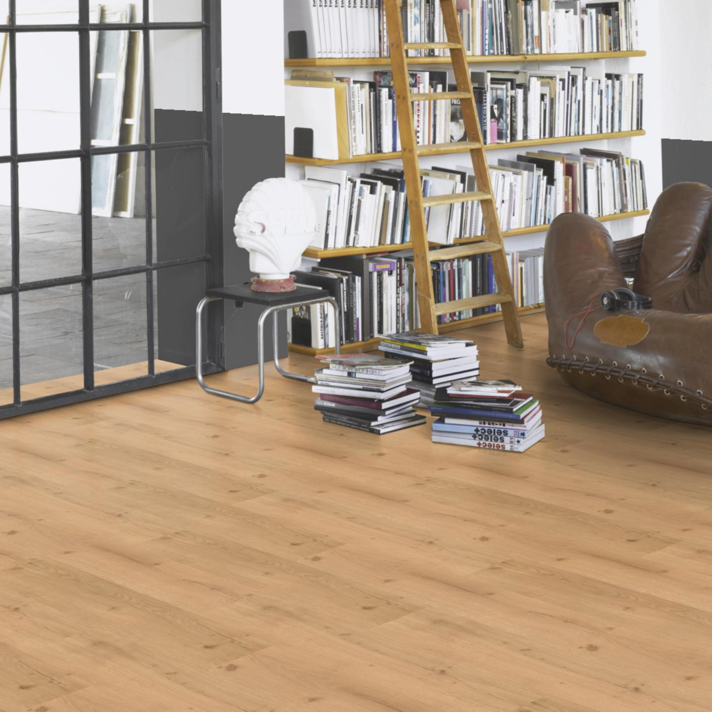 Milieubild Modernes Wohnzimmer mit Atelier - Parador 1730799