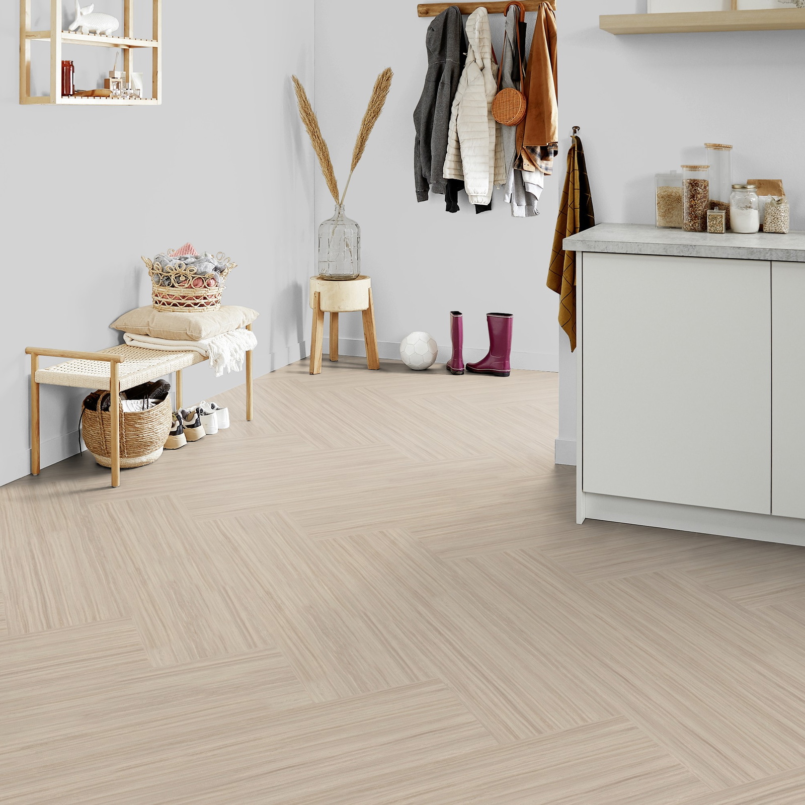 Milieubild Kompakte Küchenzeile im offenen Wohnbereich - Forbo Flooring Klebe-Bioboden Modular Lines Rocky Ice Milieubild Kompakte Küchenzeile im offenen Wohnbereich - Forbo Flooring 168299