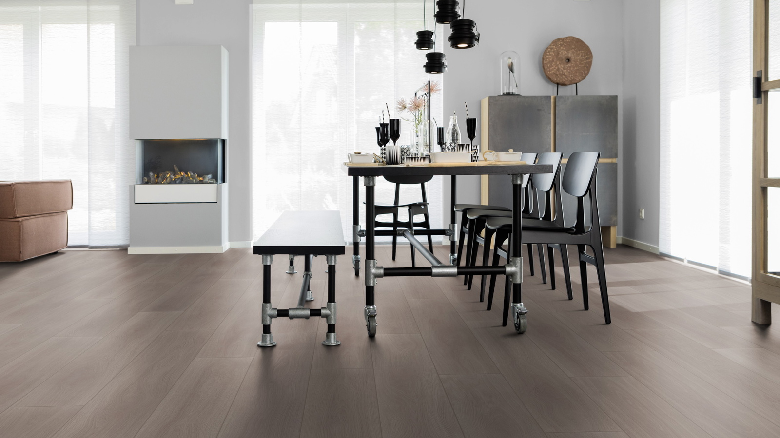 Milieubild Esszimmer mit Kamin - wineo MLP308R